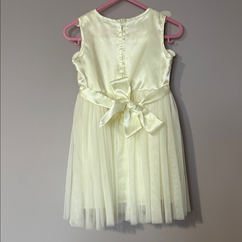 Flower girl/formal Popatu Dress with Butterfly Accents - 24 months - Picture 4 of 7